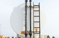 Addititonal Water Fill Pipe